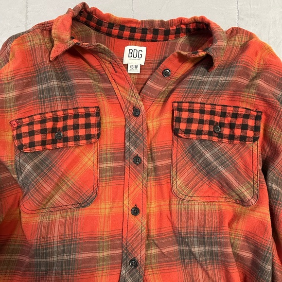 Cropped flannel - Picture 2 of 4